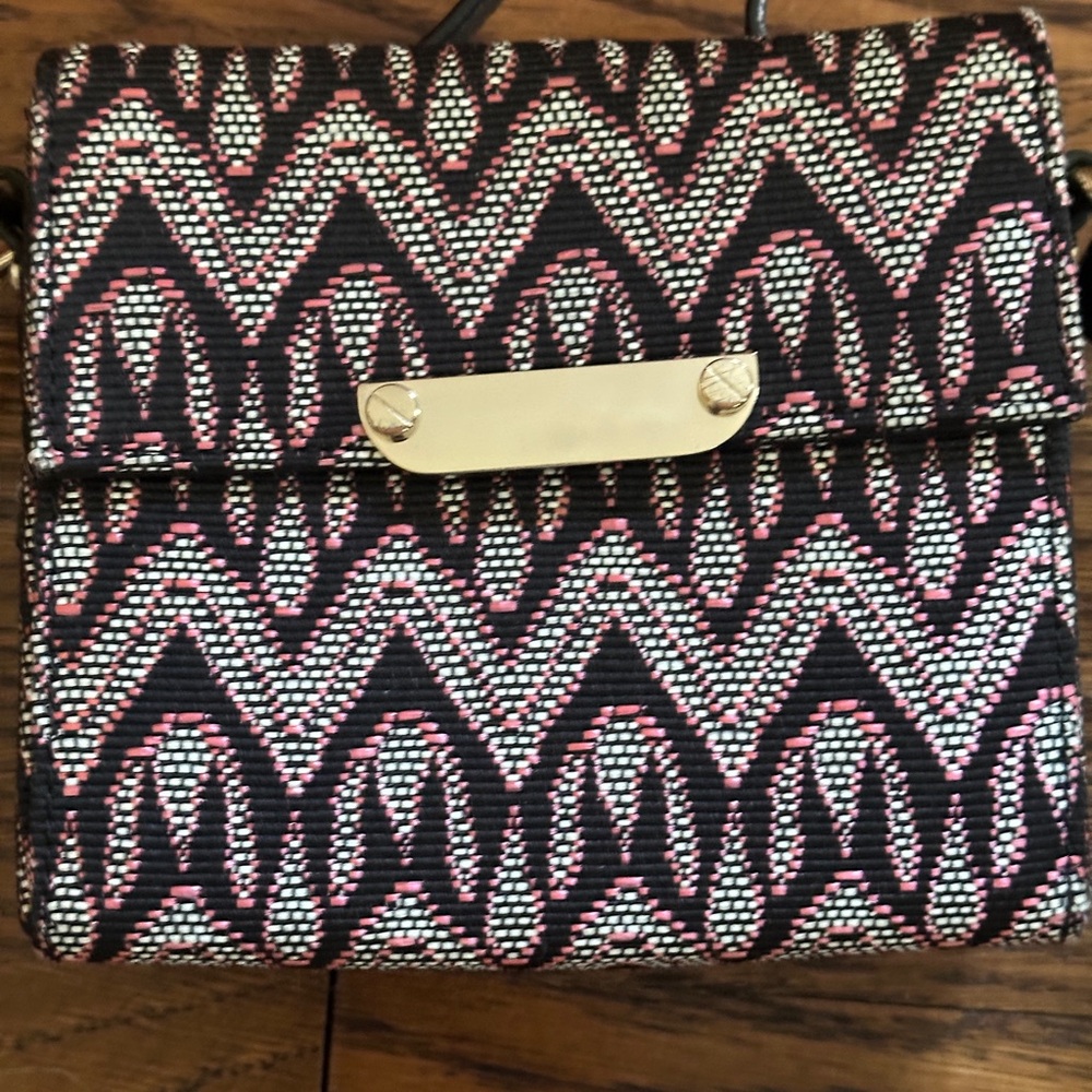 & Other Stories Black and White Crossbody Bag - Picture 6 of 7